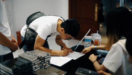 “倾听、交流、分享”2018J9九游会学院夏季校友会(图3)